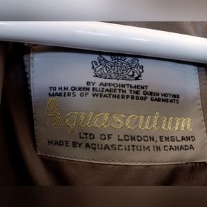 Aquascutum Trench Coat for men in olive/Army Green